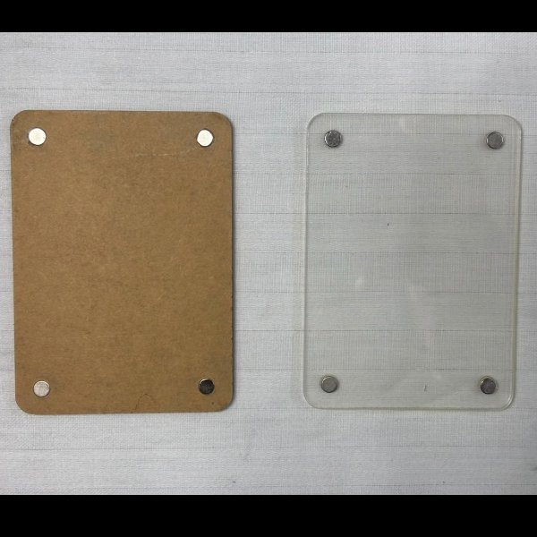 Small Magnetic Polaroid Frame — Chennai